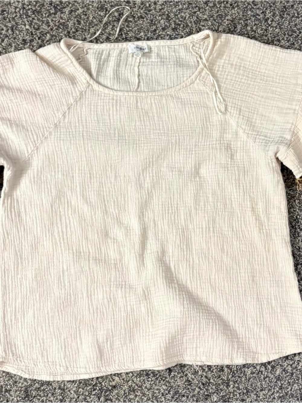 Umgee Light Cream Women’s Textured Short-Sleeve Top With Cheetah Sleeves.